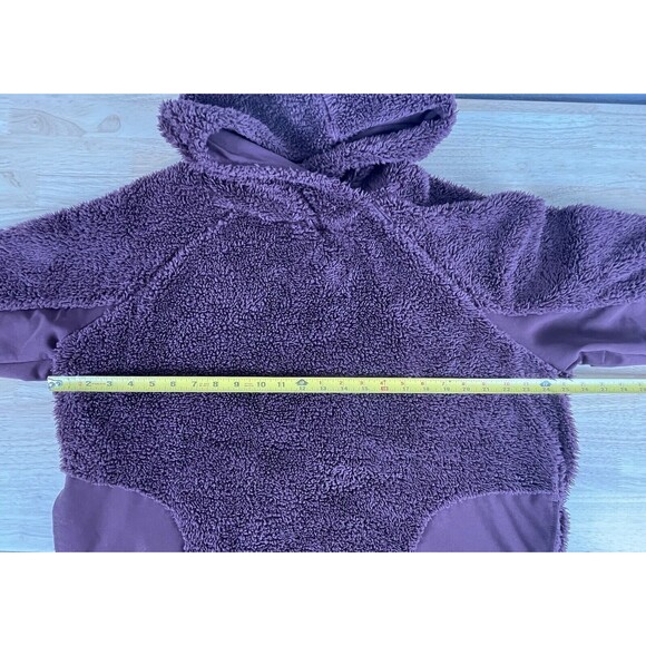 Nike Women’s Burgundy Sherpa Teddy Pullover Training Hoodie Front Pockets Sz XL - Picture 4 of 9